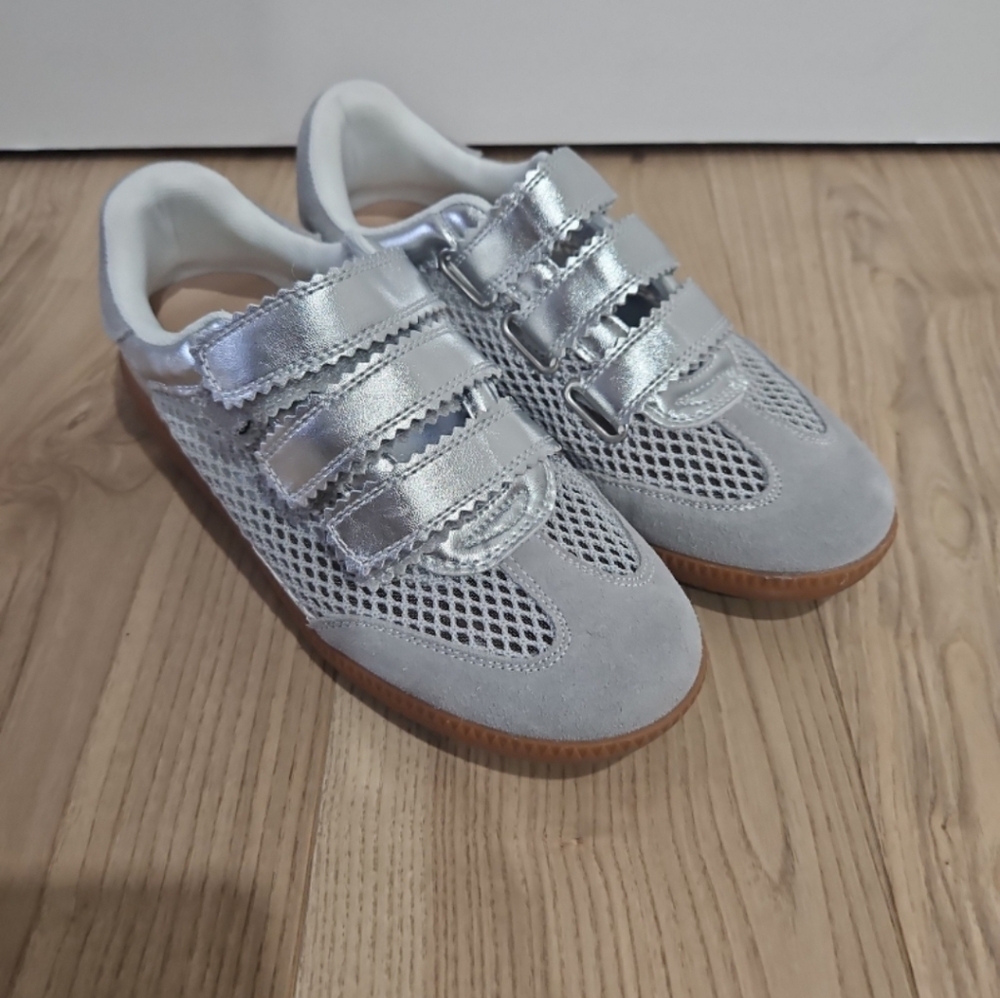 Steve Madden Stylish Silver Shoes